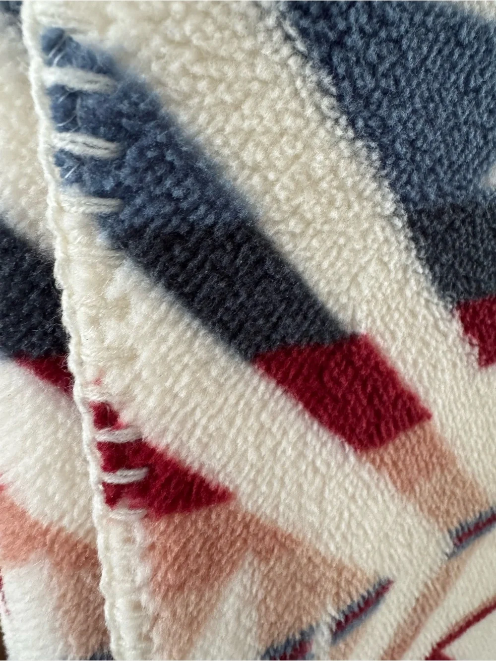 Pendleton White Sands Aztec Berber Throw Blanket 50”x70”